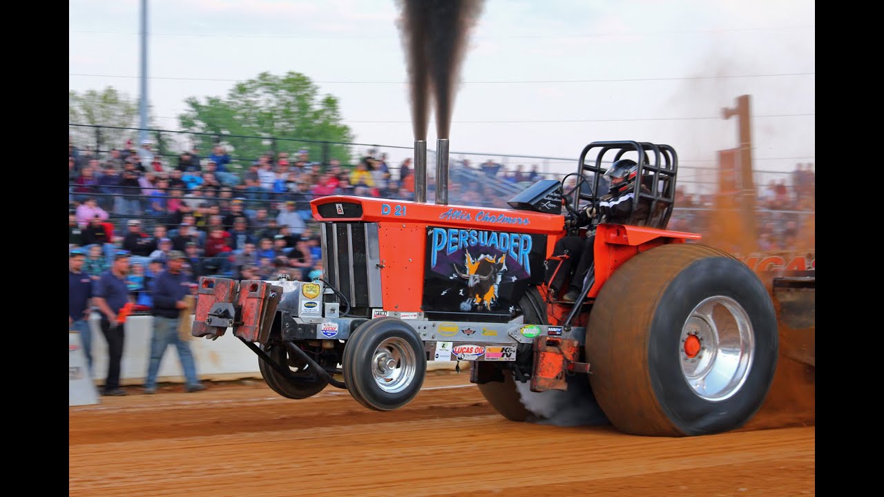 Exciting Power And Thunder Truck And Tractor Pull