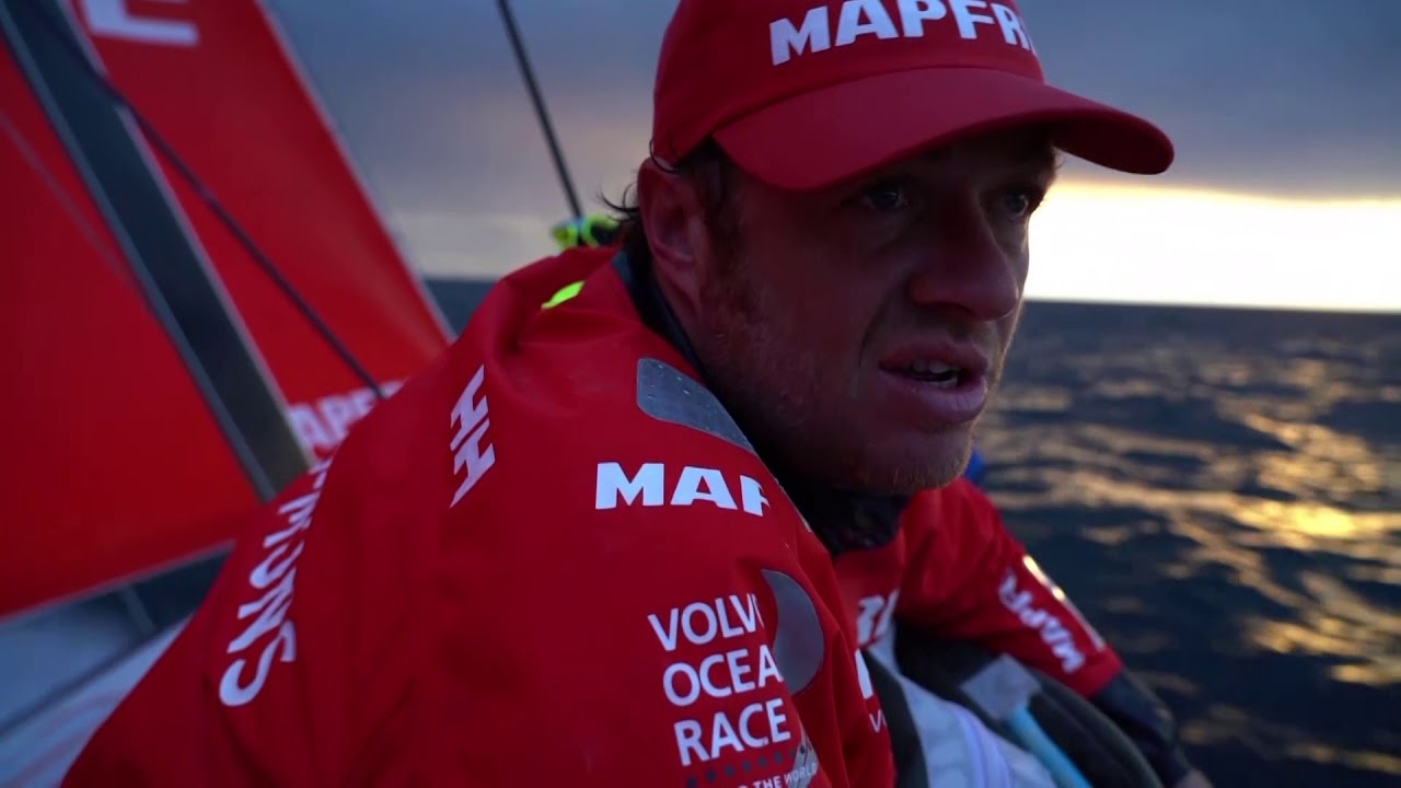 Leg 11 - Day 2: Ñeti from on board