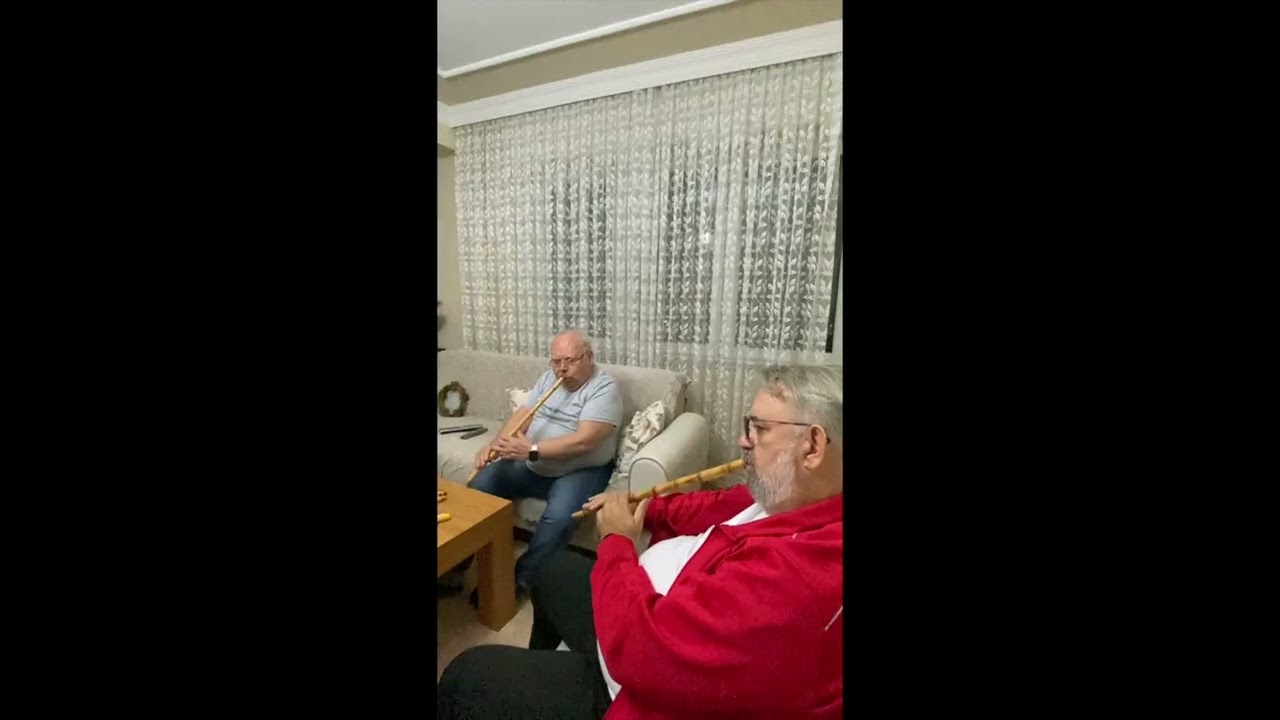 Üstad Hakkı Ok ve Şef Necmi Özgül meşk halinde