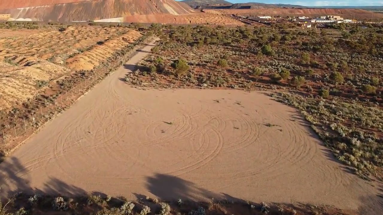 Iron Knob Cemetary and Iron Princess Mine