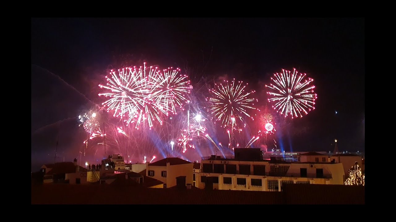 Funchal NYE 2020/2021 Fireworks show – Madeira Island
