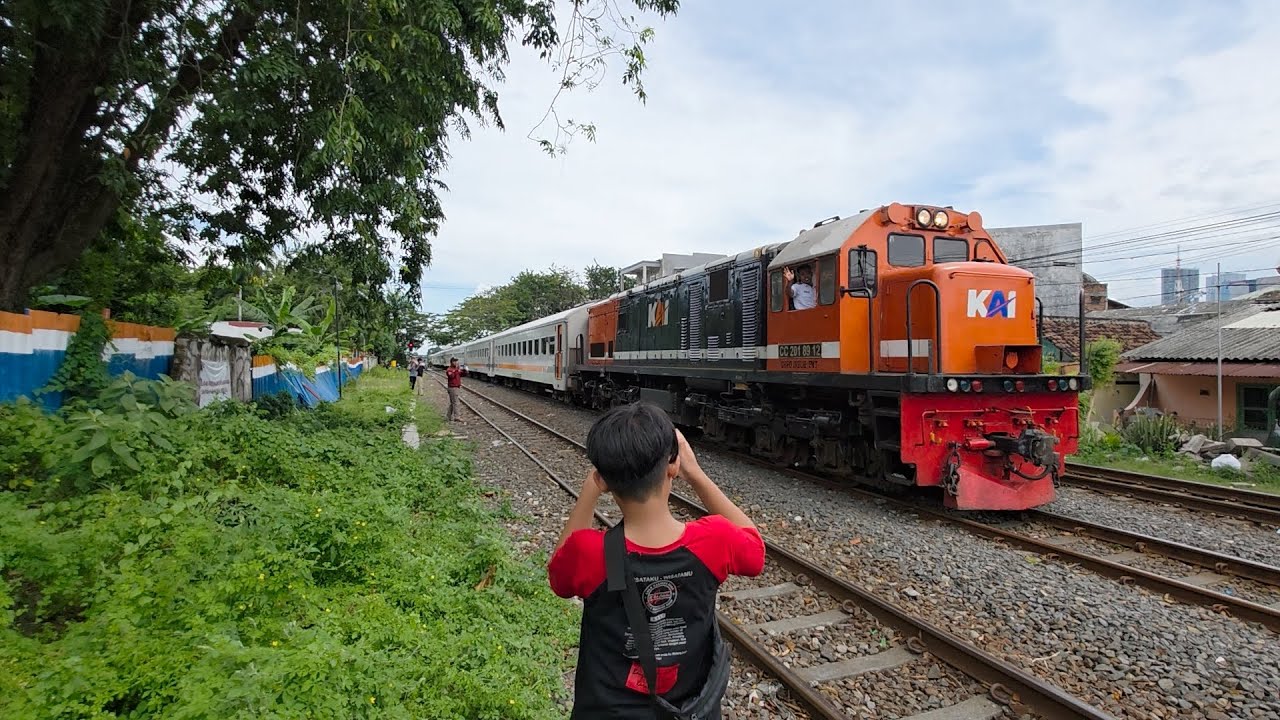 MOMEN SPESIAL DUA LOKO LANGKA KA SRITANJUNG
