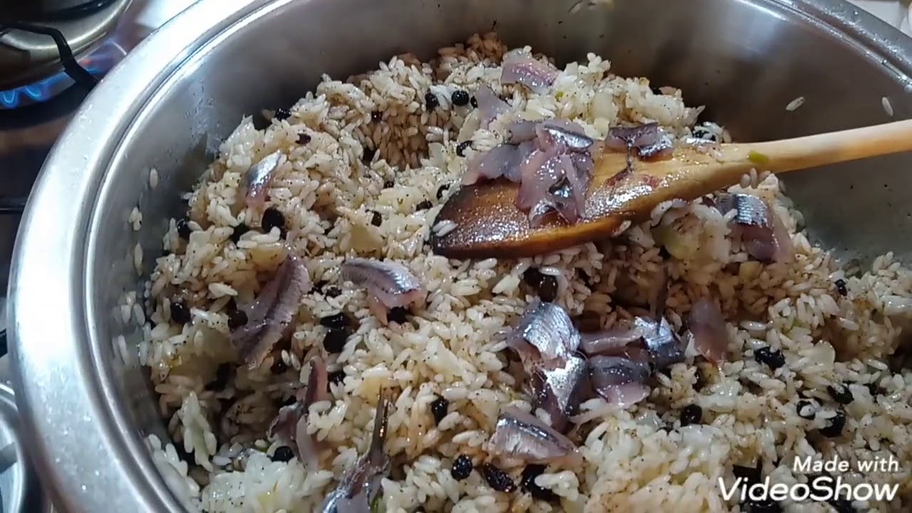 Hamsili Pilav (İç Pilavlı) Tarifi