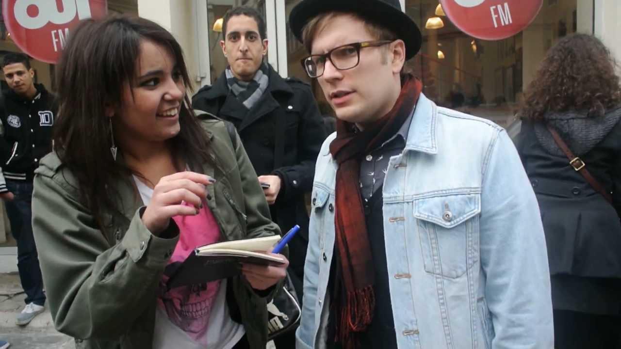Patrick Stump forget his own song ~