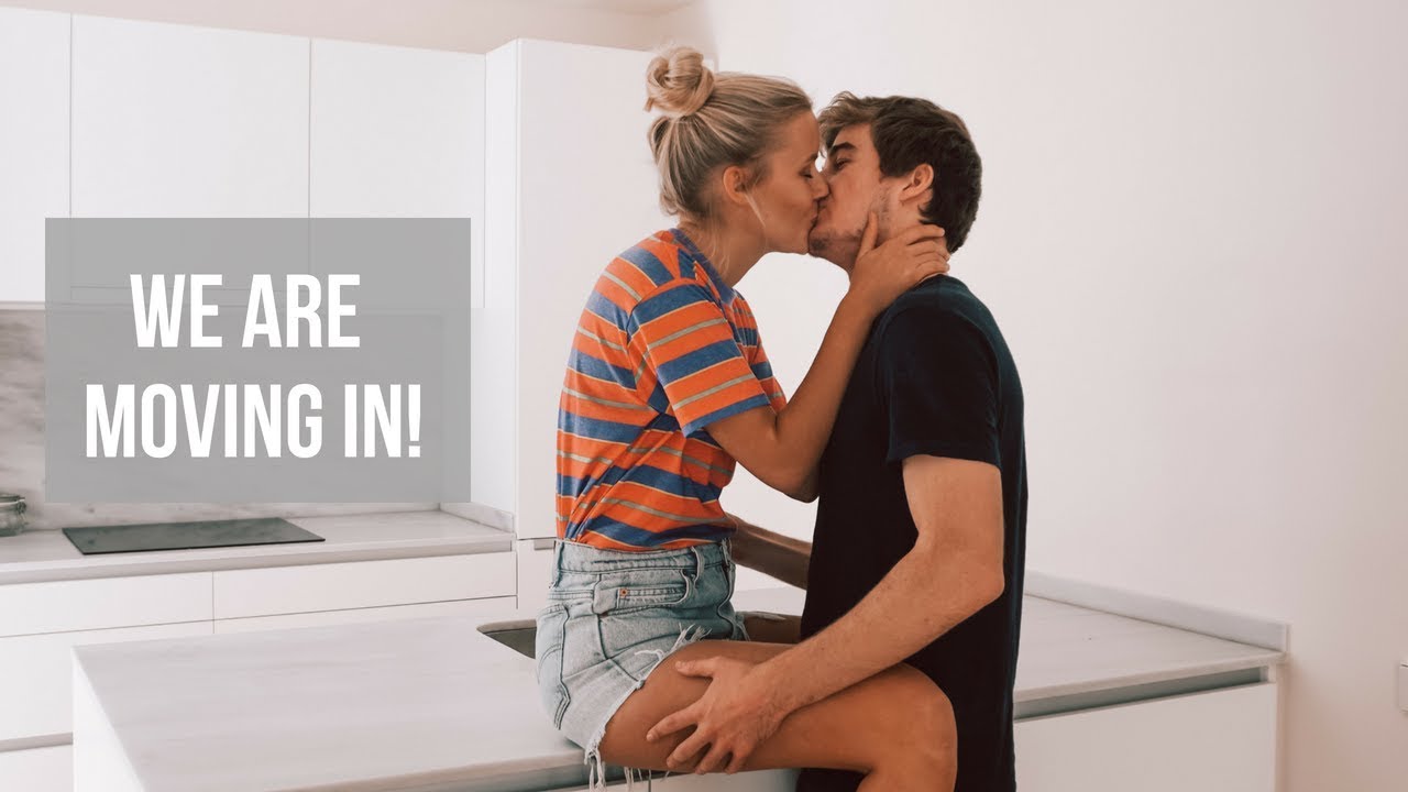 Moving into our NEW APARTMENT in BARCELONA! VLOG (21)