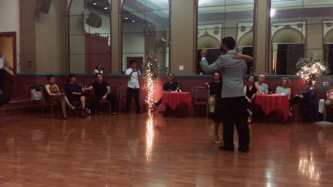 Damian Mechura & Veronica Vasquez at Milonga Época 9/24/16 - Vals