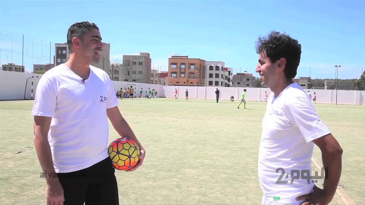اللاعب المغربي علي بواب يغني لجماهير النادي القنيطري