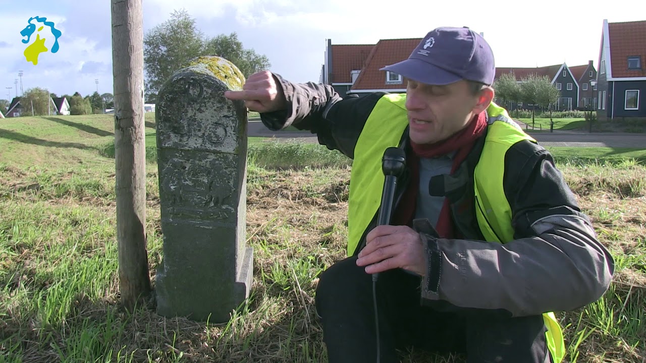 Terug in de tijd: dijkpalen op de Markermeerdijken