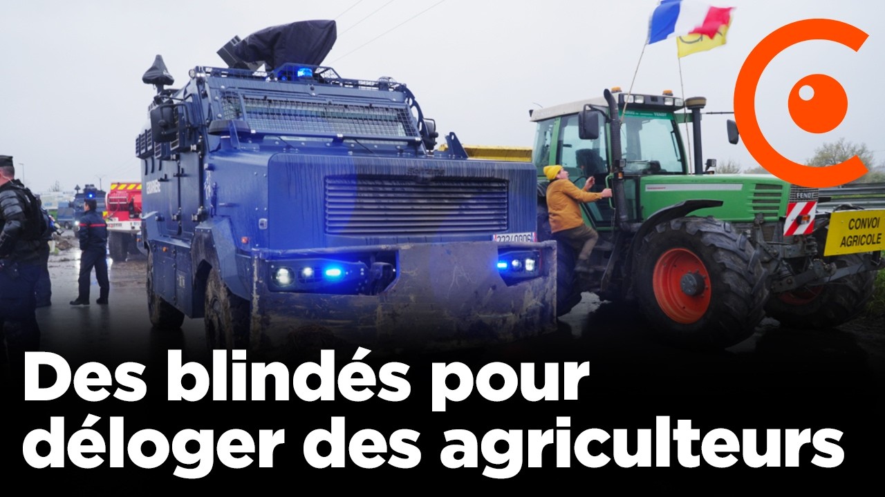 Des blindés pour déloger des agriculteurs d'une centrale alimentaire Leclerc à Beychac  - 21/11/2024