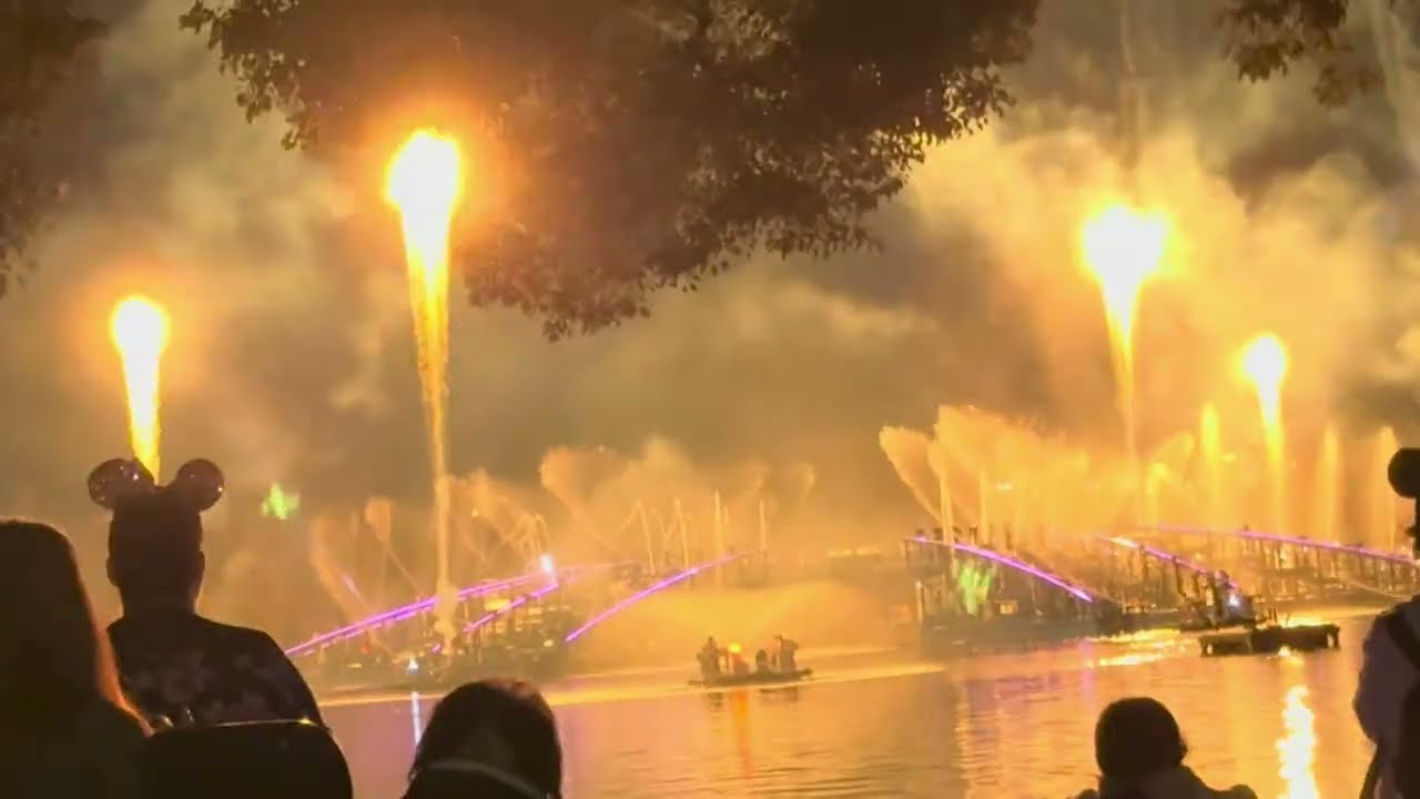 NEW Disney LUMINOUS The Symphony of Us at EPCOT - Walt Disney World 2024 EPCOT FIREWORKS SPECTACULAR