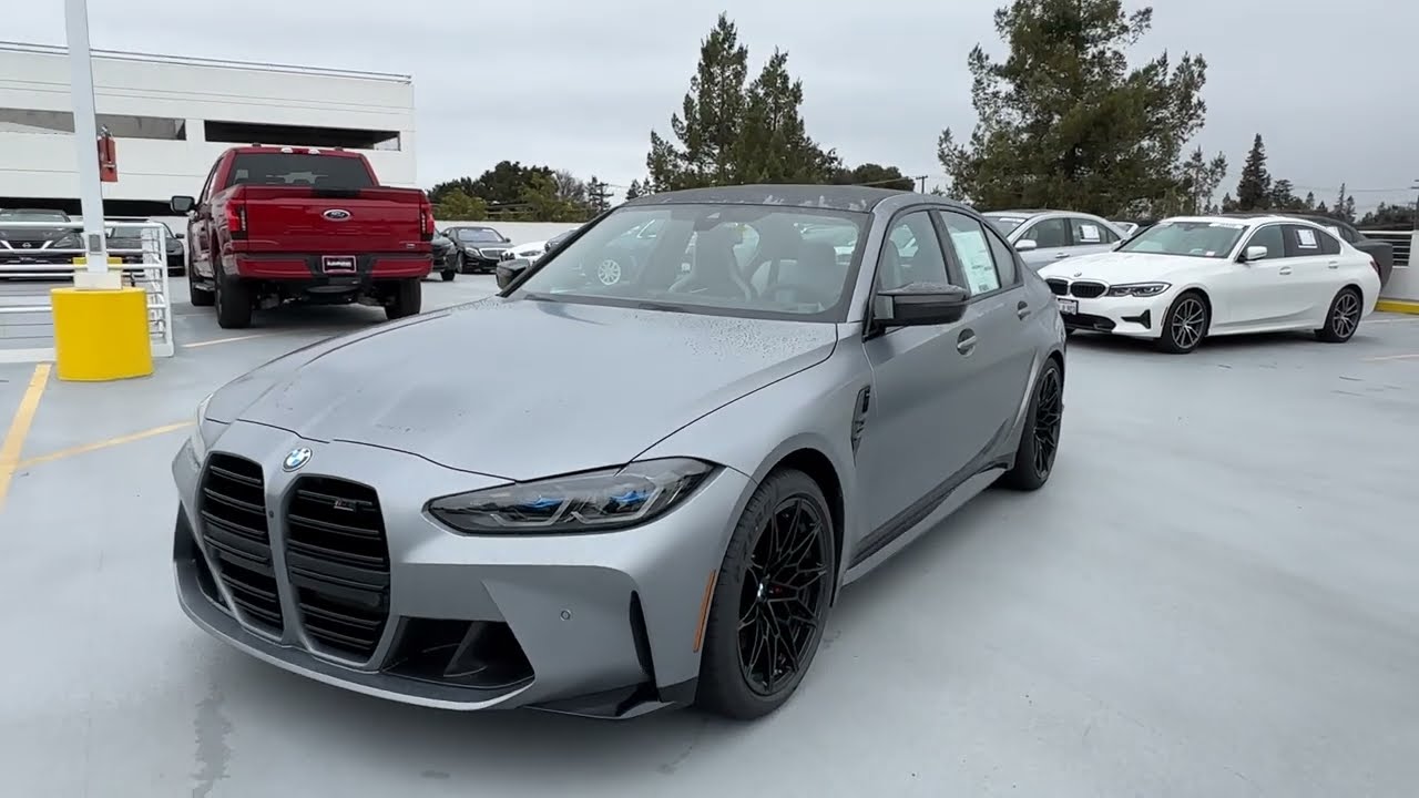 Обзор BMW M3 Competition xDrive 2024 года в цвете Frozen Pure Grey с раздельными сиденьями | 4K