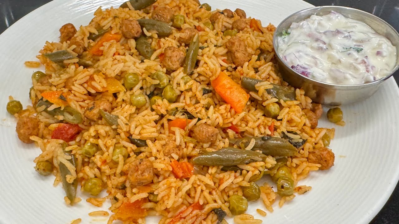 வெஜ் பிரியாணி செமடேஸ்டியா ஈஸியா செஞ்சு அசத்ங்க/Veg biriyani recipe in tamil/veg biriyani in cooker 