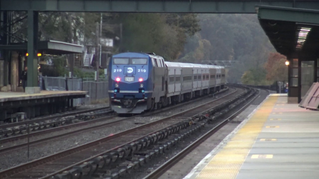 (4K) Metro North & Amtrak Friday Morning Railfanning at Greystone (Great Hornshows)