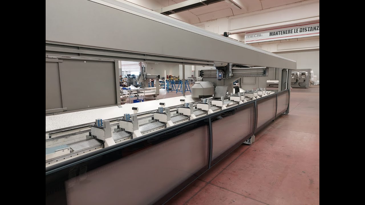 MECAL Gianos MC-312 (new). 5-assig bewerkingscentrum. Van Dulst Techniek BV.