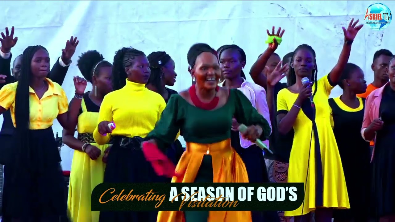 BEST WORSHIP MOMENT IN ARINA CRUSADE ][ SUZANNE PRAISE | JULIUS ODONGO