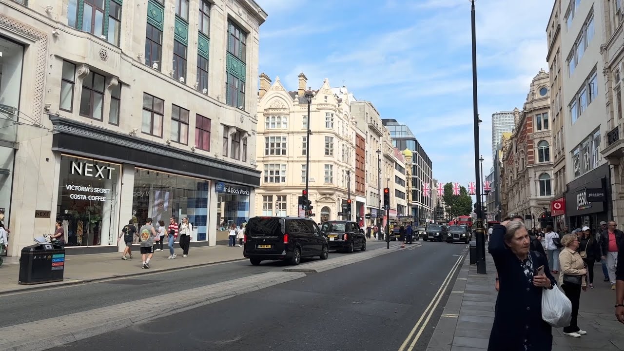 London Mayor Sadiq Khan calls Oxford Street pedestrianisation a success