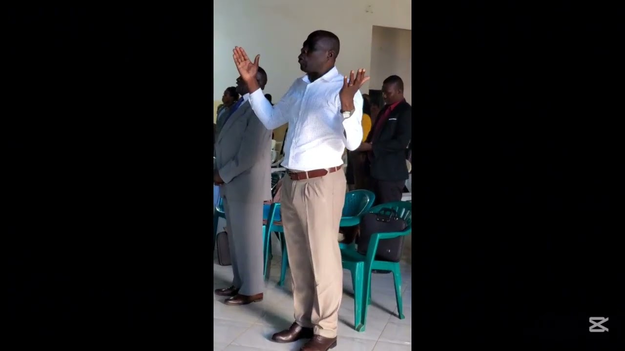 Wabale okuja mukama 