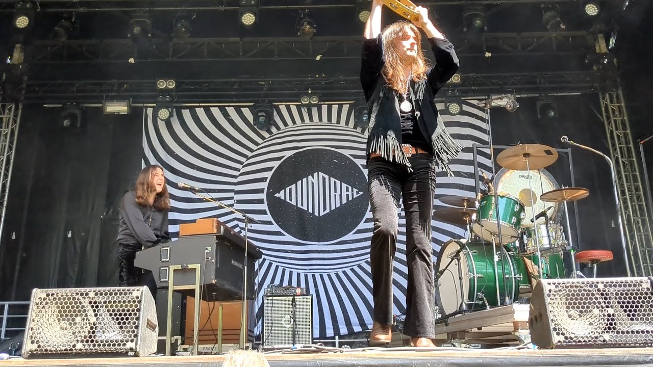 Moundrag - Demond race / Changes (live Kreiz Y Fest le 27 mai 2023)