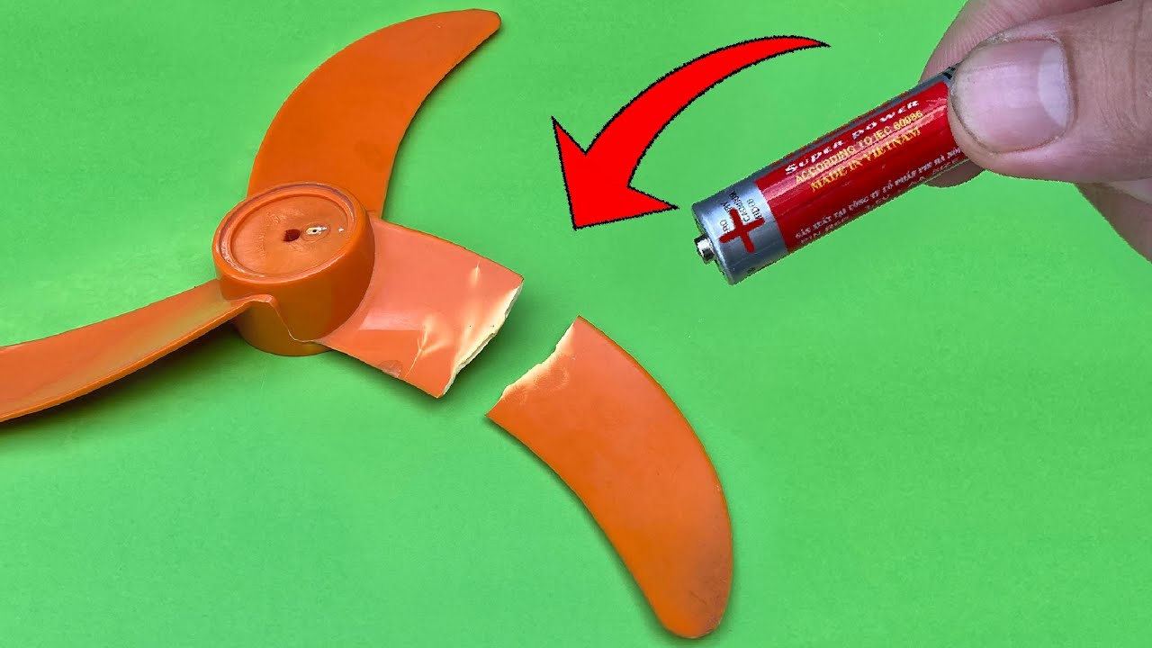 New Idea That Not Many People Know! Easily Repair Broken Fan Blade With 1.5V Battery