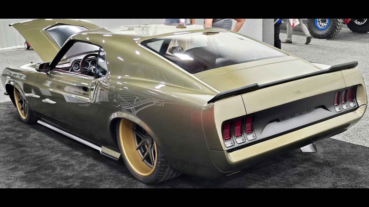 2025 Sema Show Stopping Cars Day 1 - Insane Show Car Builds From The Industries Best Car Builders.
