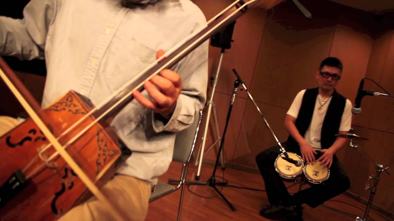 Monsoon (Hemell - Morin khuur Ensemble)