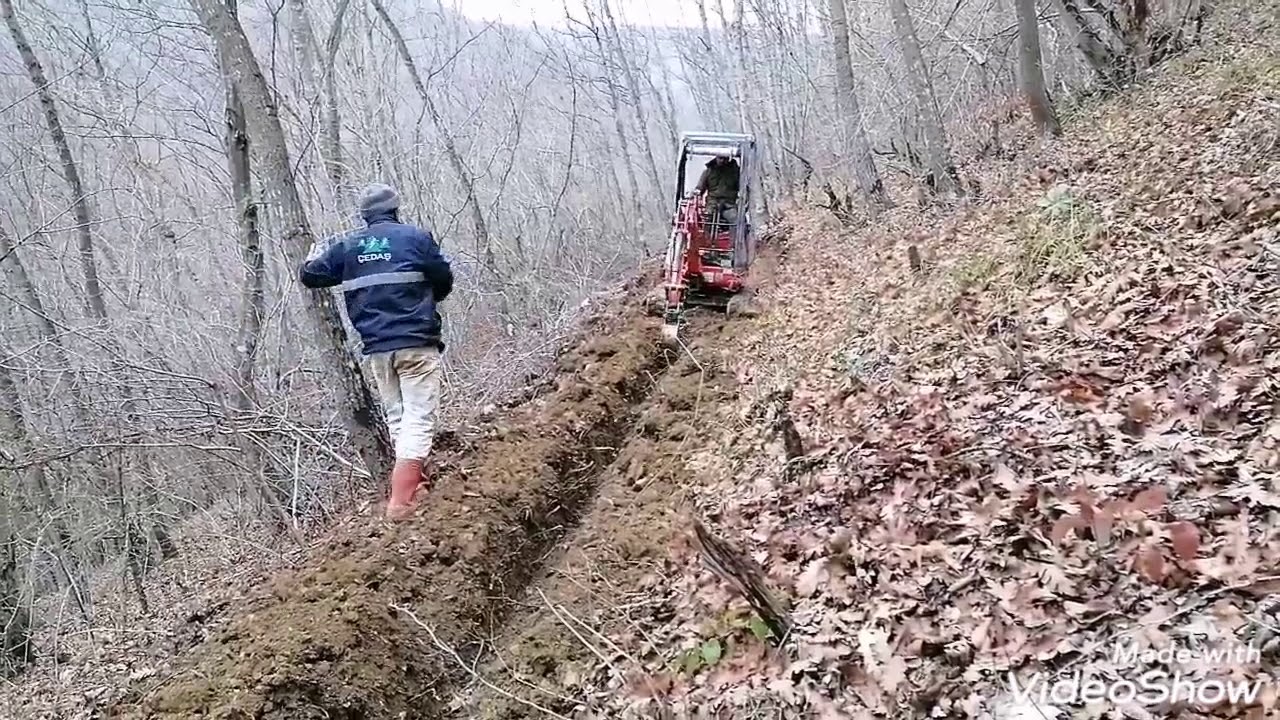 Kubota u17 ile patika yol yapıp kanal kazdık