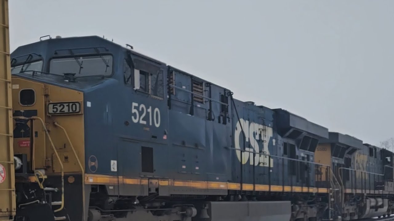 Westbound CSX Autorack Train Starting Up And Rolling Out.  2 Locomotives Up Front.  Filmed 12/31/25