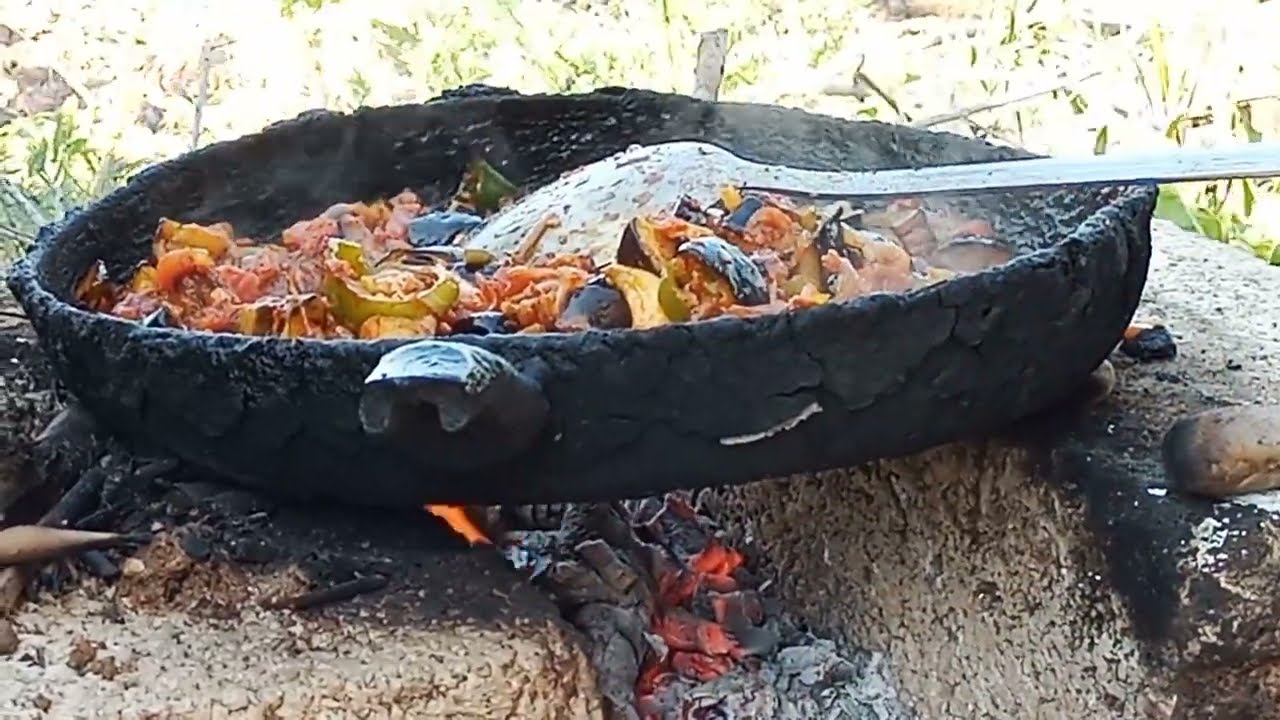 odun ateşinde güveç patlıcan yemeği 🎯