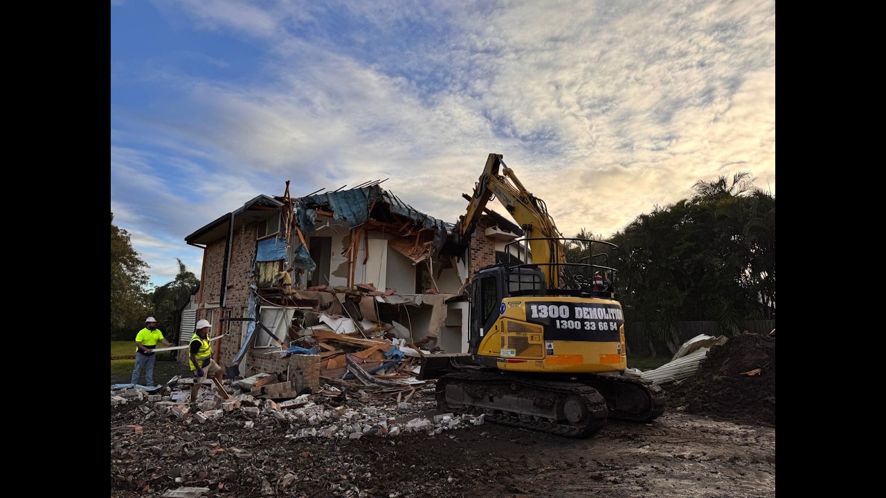 House Demolition Before & After | Morayfield QLD | Knockdown Rebuild | 1300 Demolition