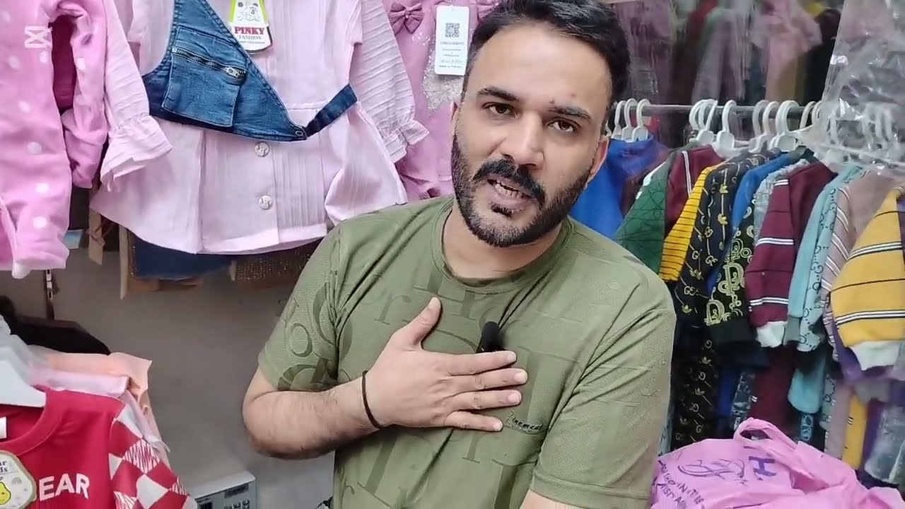 Karachi Gul-Tijiara Famous Kids Shop 😱 | NOKRI WALA Meets Laviza Kids Shopkeeper