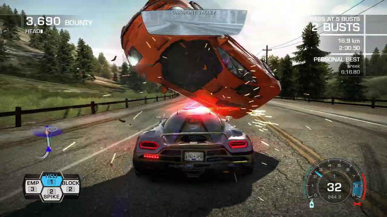 Koenigsegg vs. Hyper Racers: Highway Battle | NFS Hot Pursuit