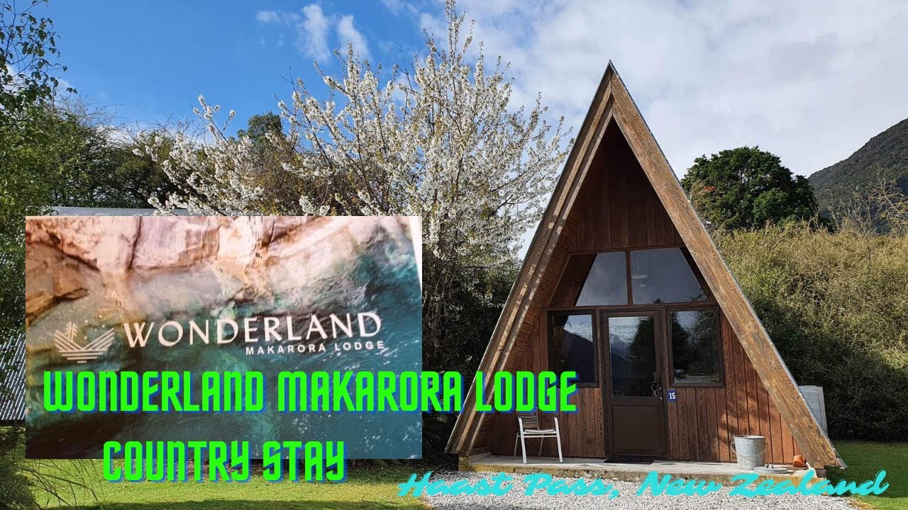 WONDERLAND MAKARORA LODGE COUNTRY STAY + WALKING AROUND WHILE SNOWING||TJVNZ