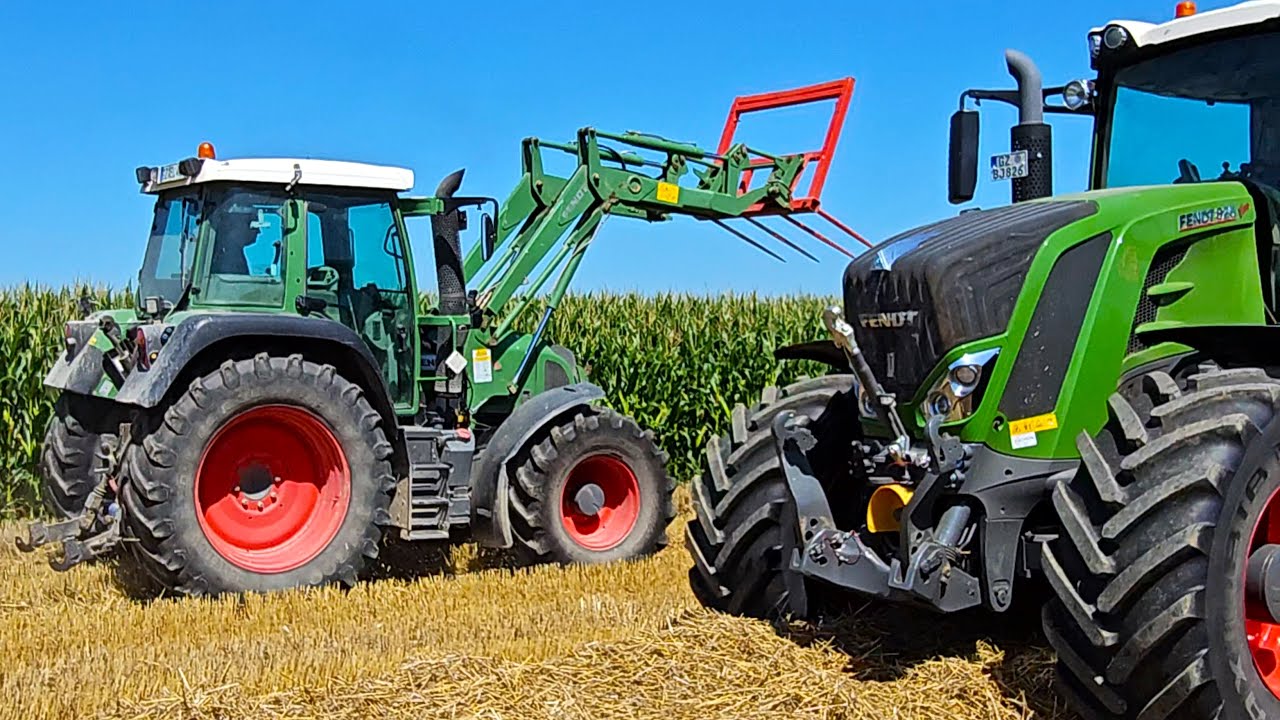 Fendt 826 Vario mit Case IH TwinePro AFS Presse & Fendt 415 TMS Cargo Frontlader bei Strohernte 2023