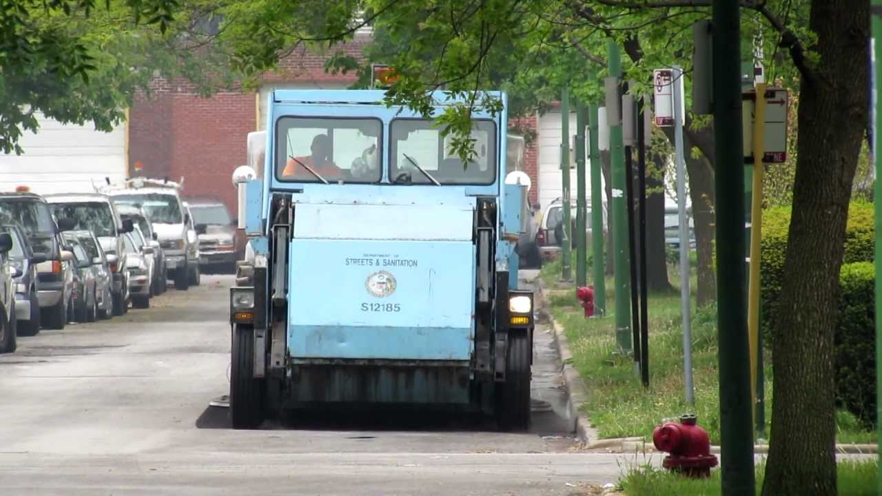 City of Chicago Elgin Pelican street sweeper (Dept. of Streets and Sanitation) 04/30/2012