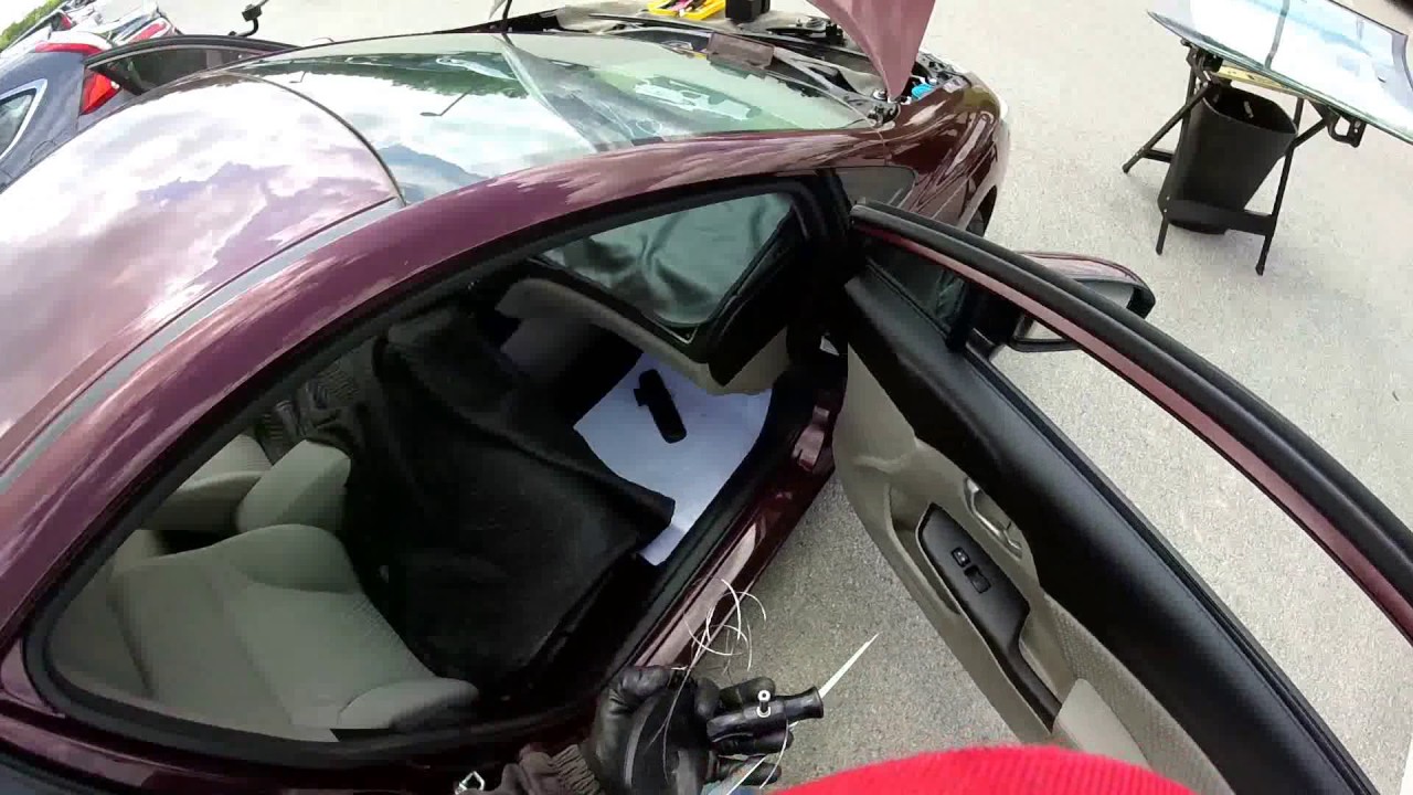 HONDA CIVIC 2013 WINDSHIELD INSTALL (INSTALACION DE PARABRISAS)