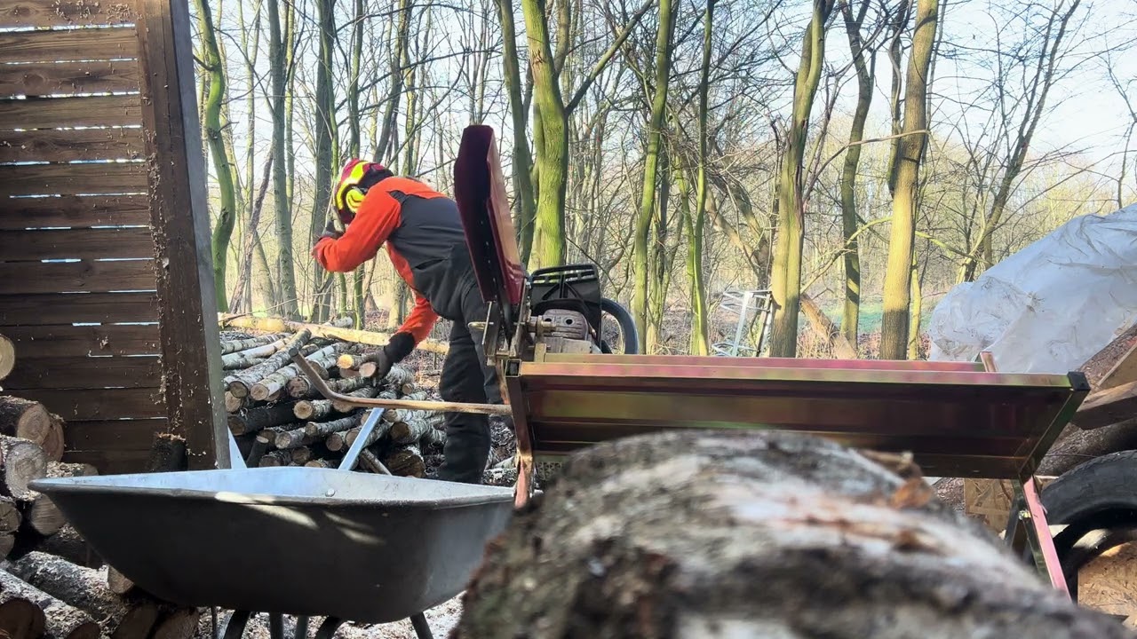 Hier Teste ich meinen neuen Sägebock .