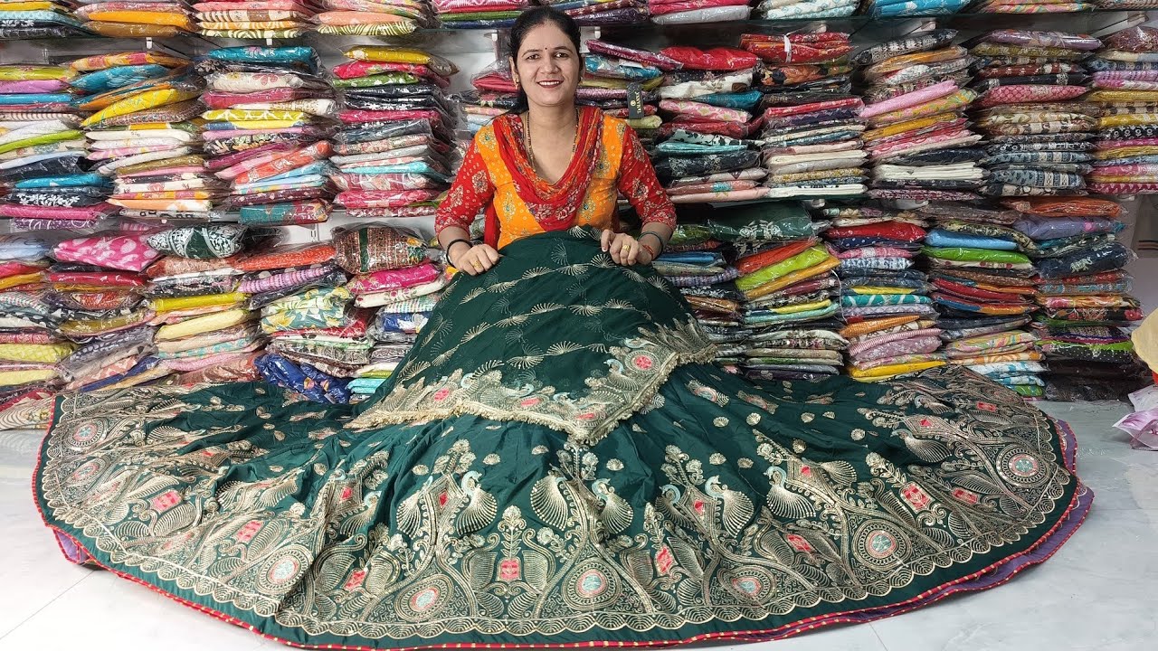परियों से भी सुंदर लगोगी इस ड्रेस को पहनकर -9306367674