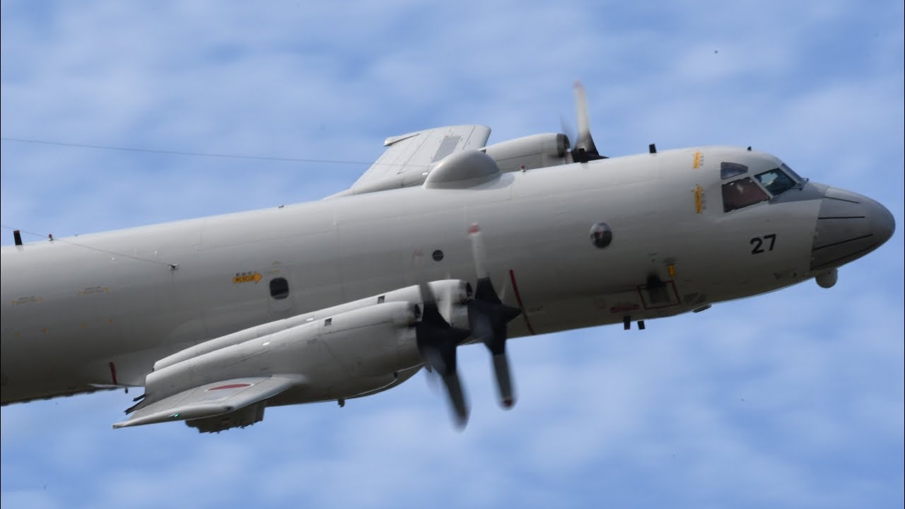 八戸航空基地祭2019 P-3C 飛行展示