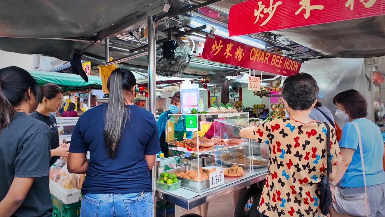 Wok Hei Explosion for Under RM3 – Only in Penang!  槟城超强锅气米粉早餐不到RM3！