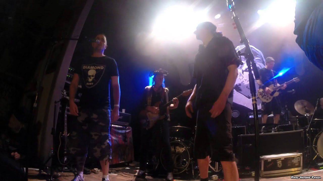 Le Bal Des Enrages - Reveille Le Punk @Hommage à Schultz - Le Val d'Ajol Le 15 Mars 2015