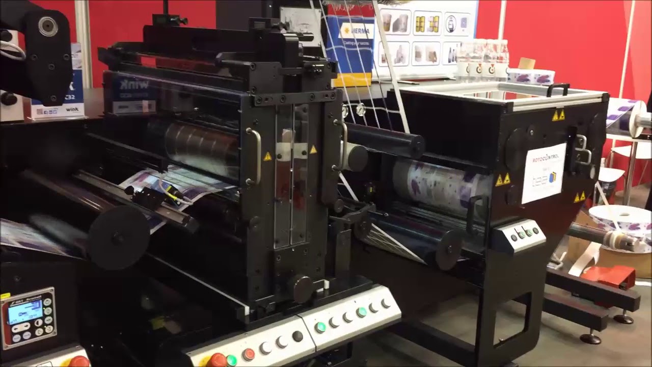 Rotocontrol auf der Labelexpo Europe 2017 BL440 Booklabel-Maschine