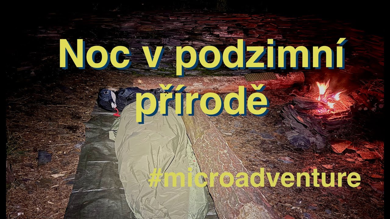 Noc v podzimní přírodě