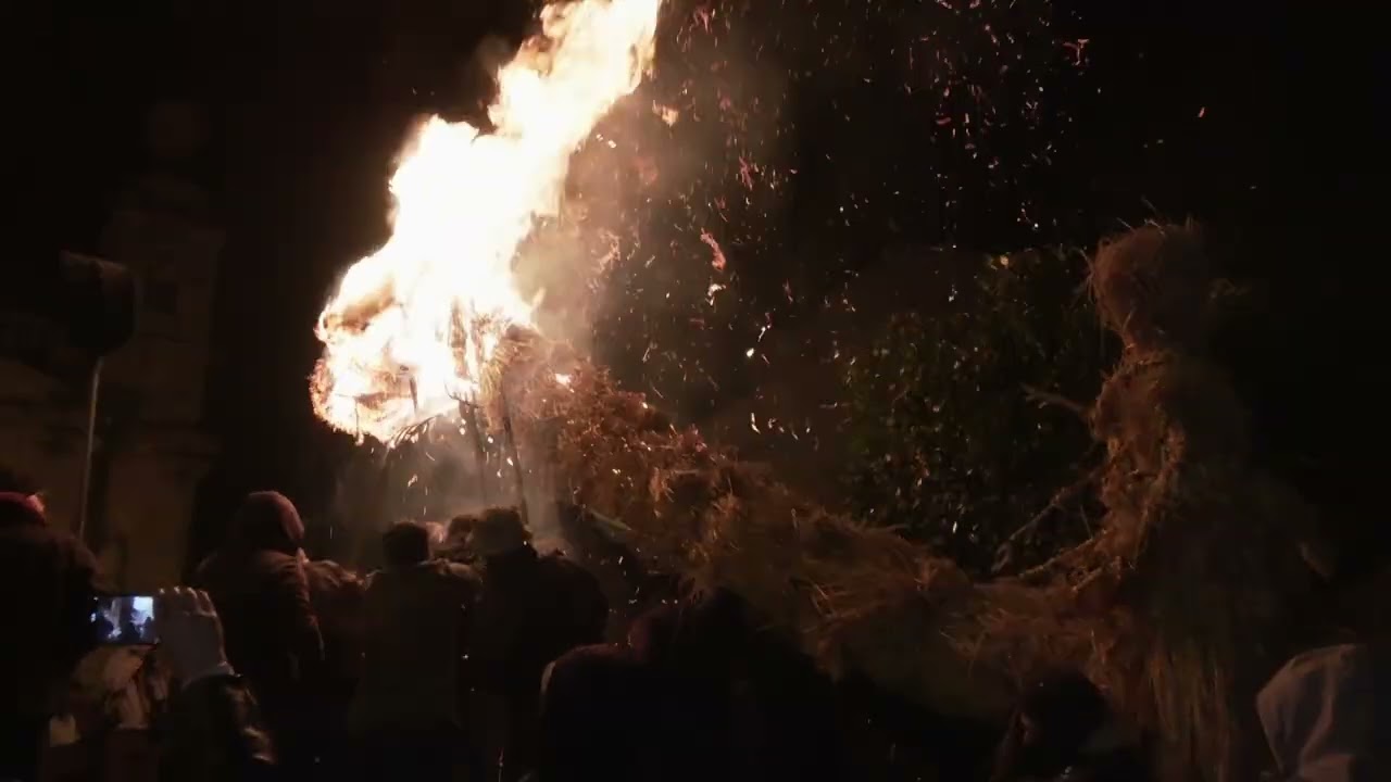 El fuego de os fachós volverá tomar las calles de Castro Caldelas