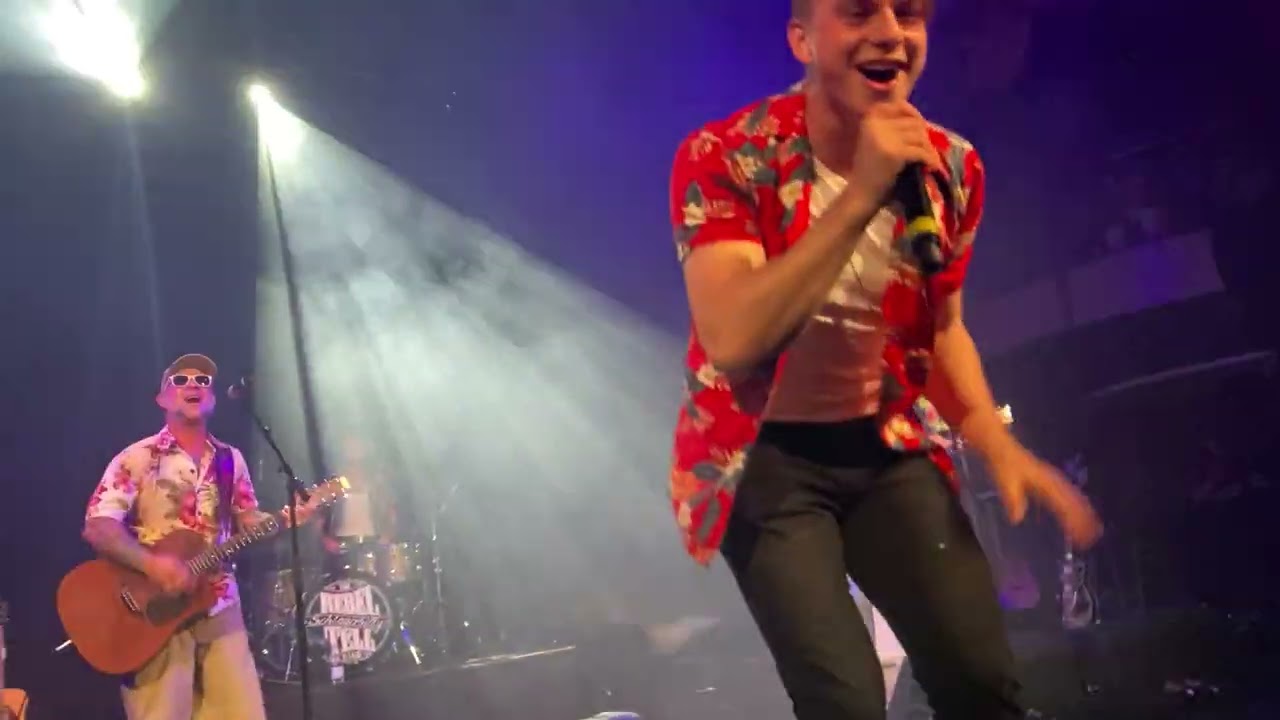 Rebel Tell - Vincent Gross - Nordlichter live auf der Costa Victoria 2019