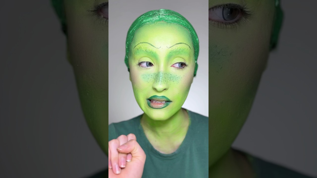 Miss Spink and Miss Forcible backstage 🎭#coraline #missspink #sfxmakeup #sfx #makeuptransformation