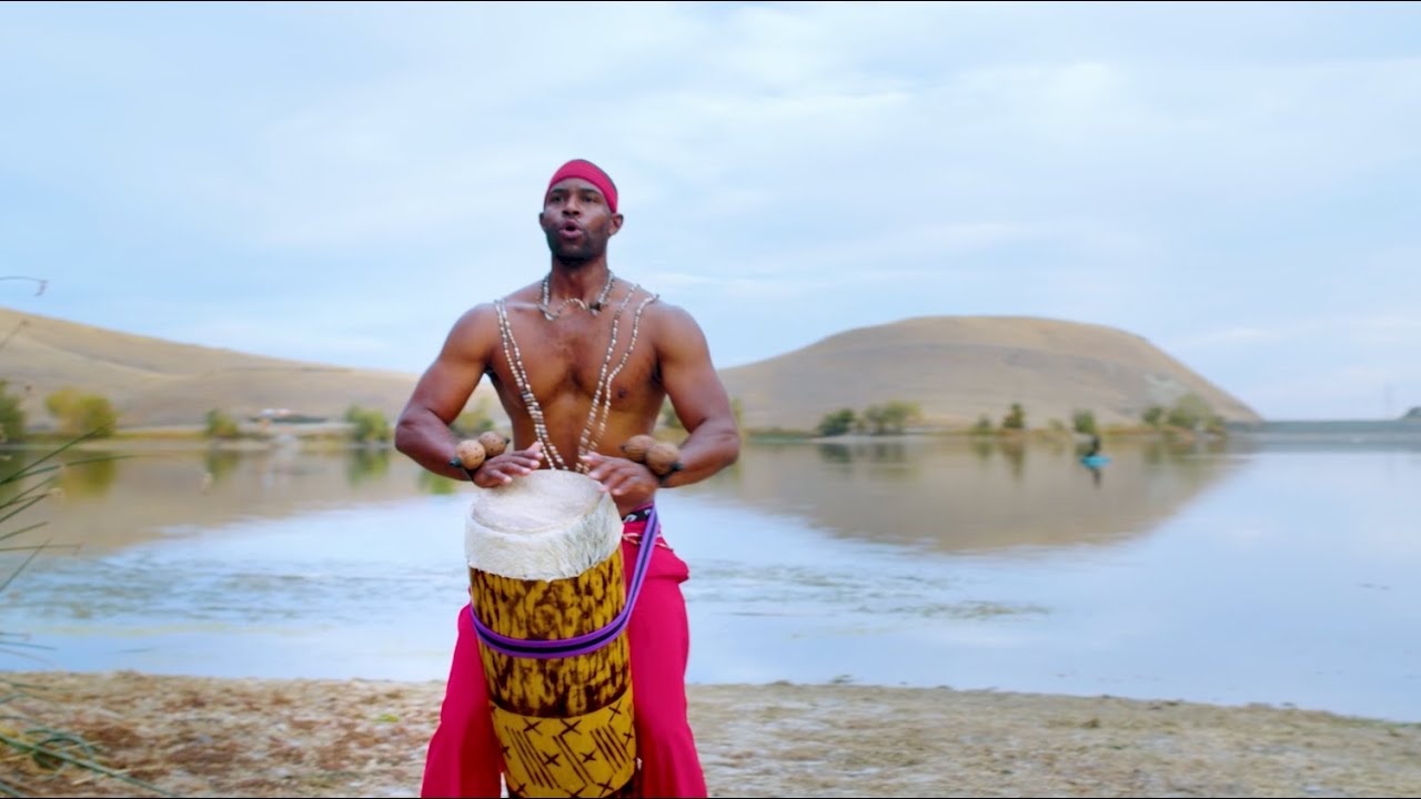 Batéla (Official Music Video) |  Kiazi Malonga