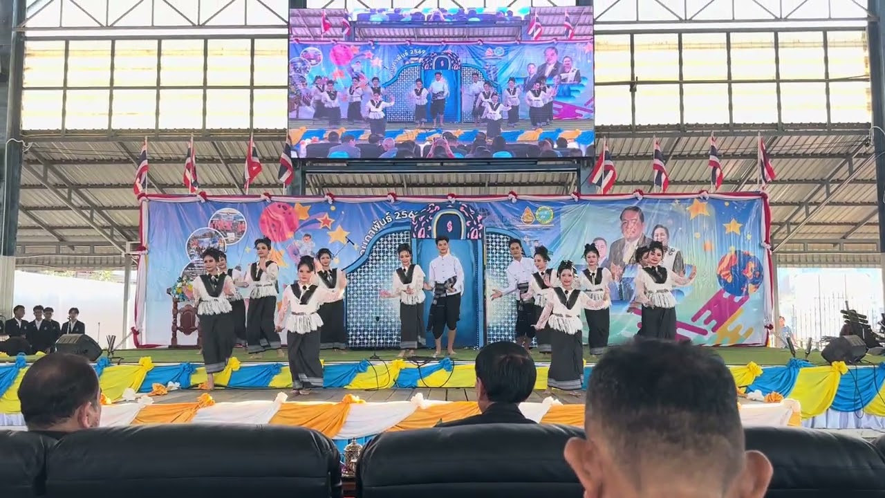 การแสดงพิธีเปิด Open House 2026 🇺🇦 โรงเรียนกันทรลักษ์วิทยา
