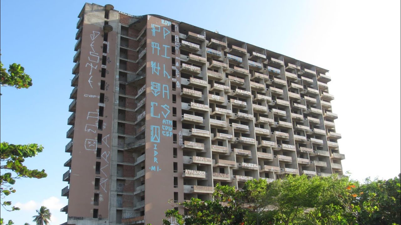 SOBREVIVEMOS UM DIA EM UM HOTEL ABANDONADO EM MARIA FARINHA
