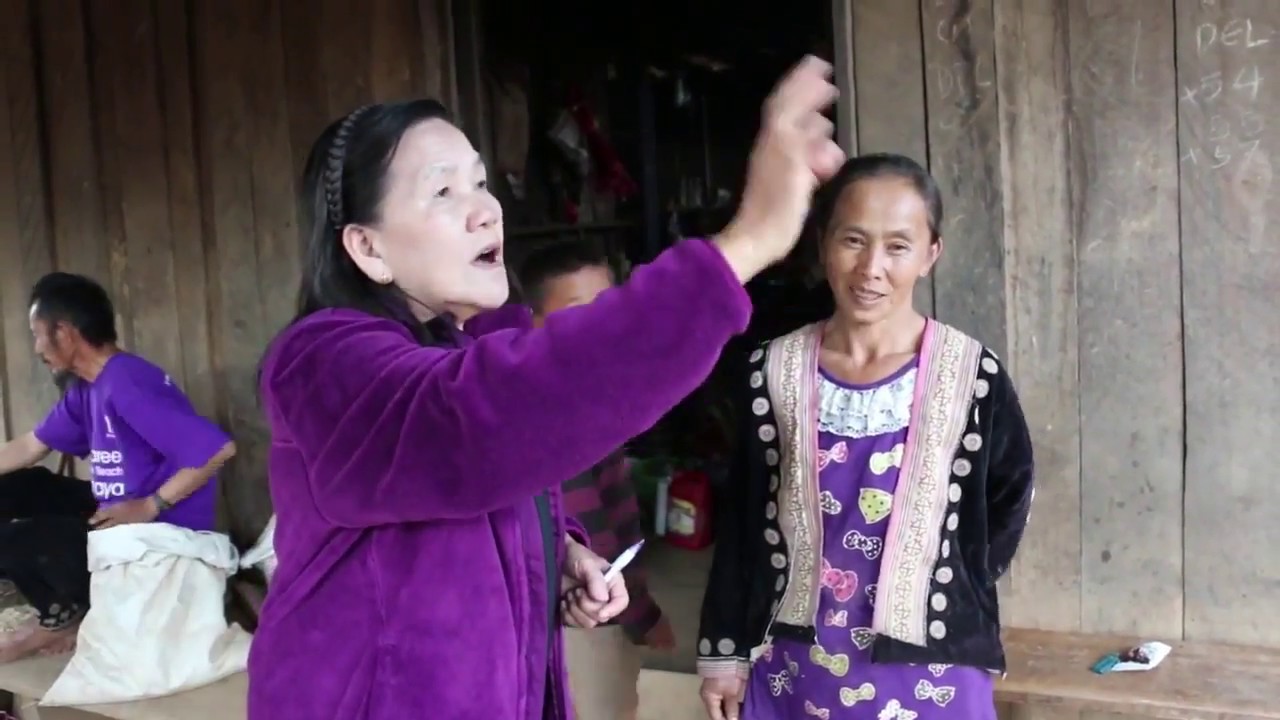 Taisnruag Moog Ua Christmas Tak Thailand | Nruag Hawj