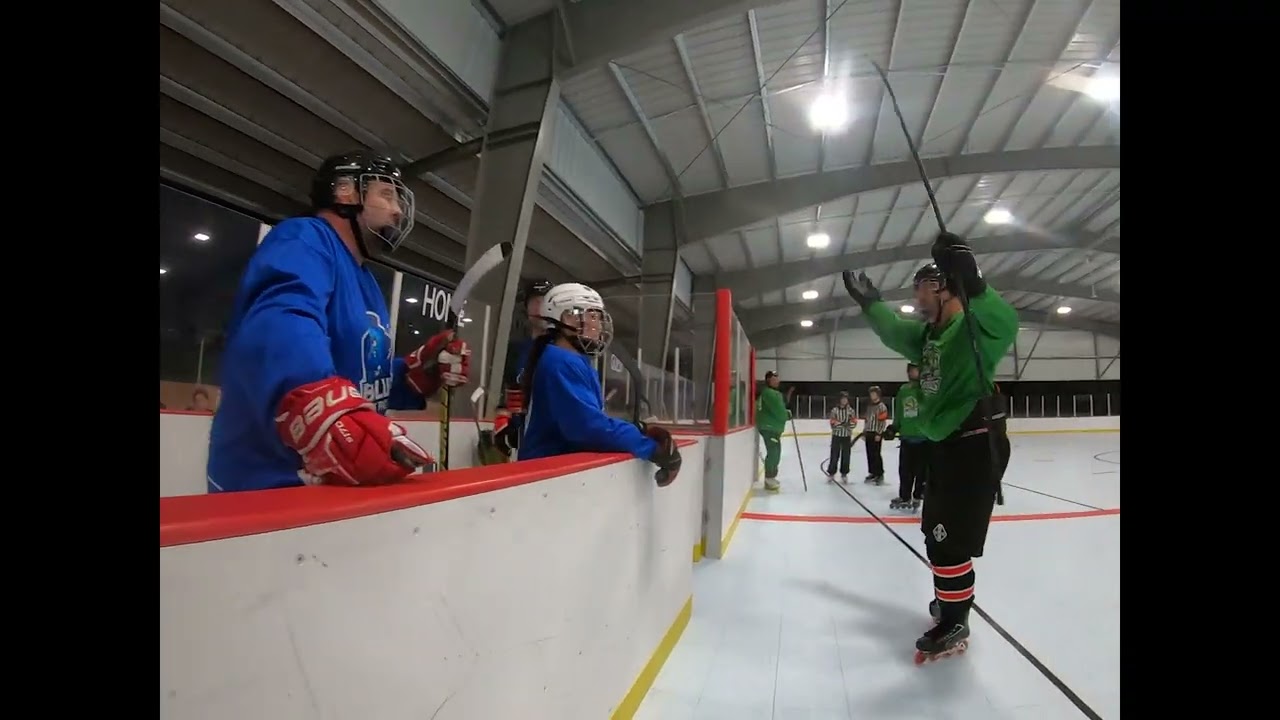 Beginners Roller Hockey Game Gets Chippy